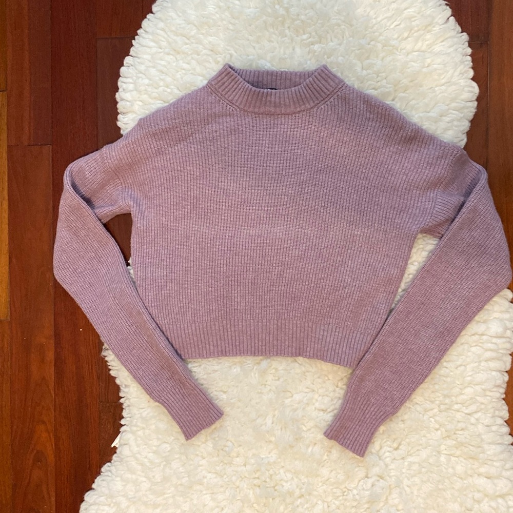 Lulus Adorable Long Sleeve Mock Turtleneck Cropped Sweater Size Small